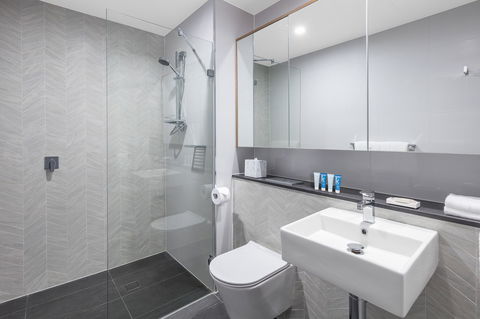 Meriton Suites Sydney Airport - Accommodation QLD 7