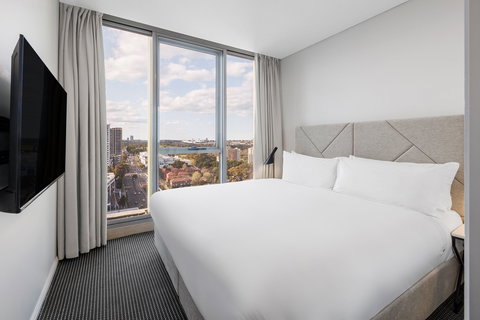 Meriton Suites Zetland - Accommodation QLD 8