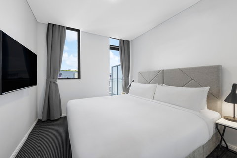 Meriton Suites Zetland - Accommodation QLD 14
