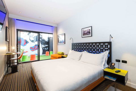 The Constance - Accommodation QLD 2