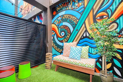 The Constance - Accommodation QLD 17