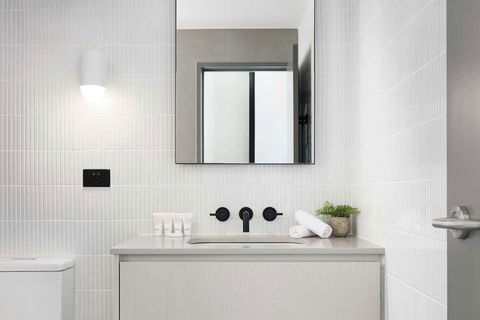 The Chen - Art Series - Accommodation QLD 2