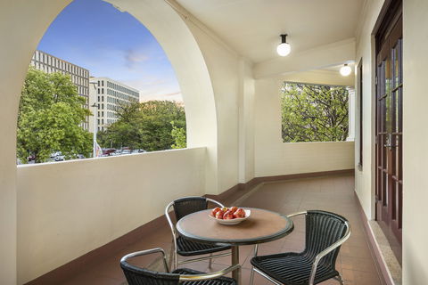 Quest Canberra - Accommodation QLD 7