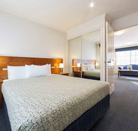 Canberra Parklands Central - Accommodation QLD