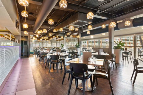 Quality Hotel Dickson - Accommodation QLD 13