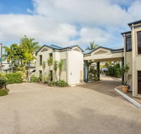 Coral Cay Resort Motor Inn - Accommodation QLD