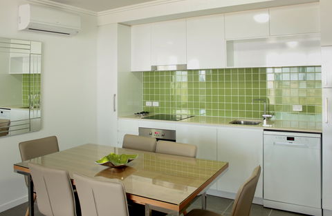 Direct Hotels - Pacific Sands - Accommodation QLD 6