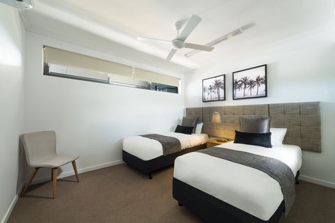 Direct Hotels - Pacific Sands - Accommodation QLD 10