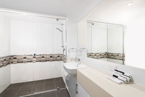 Direct Hotels - Pacific Sands - Accommodation QLD 14