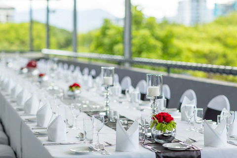 Shangri-La Hotel, The Marina - Accommodation QLD 8