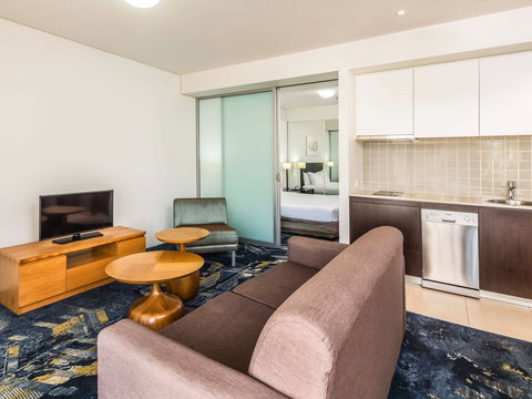 Sebel Cairns Harbour Lights - Accommodation QLD 6