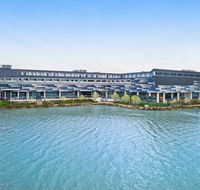 Mercure Melbourne Caroline Springs - Accommodation QLD