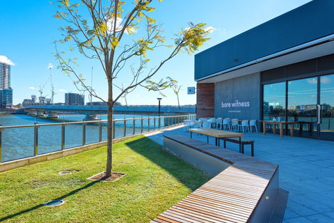 Astra Apartments Rhodes - Accommodation QLD 1