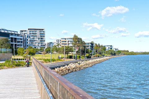 Astra Apartments Rhodes - Accommodation QLD 2