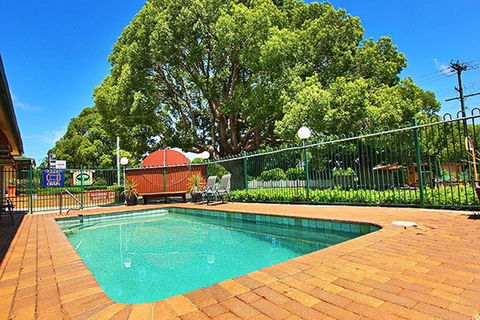 Garden City Motor Inn - Accommodation QLD 1