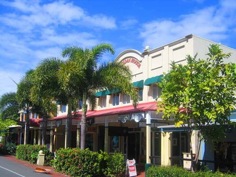 Macrossan House Boutique Holidays Apts - Accommodation QLD 0