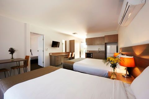 Adelong Motel - Accommodation QLD 2