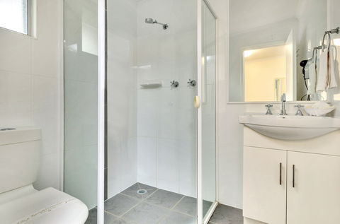 Jackie Howe Motel - Accommodation QLD 2