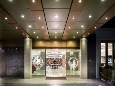 Swan River Hotel - Accommodation QLD 1