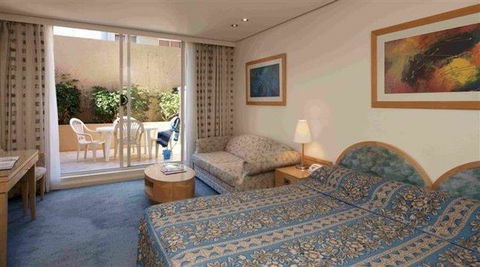 Coogee Sands Hotel & Apartments - Accommodation QLD 2