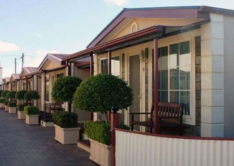 Comfort Inn Crystal - Accommodation QLD 1