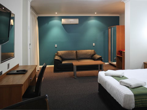 Ibis Styles Broken Hill - Accommodation QLD 0