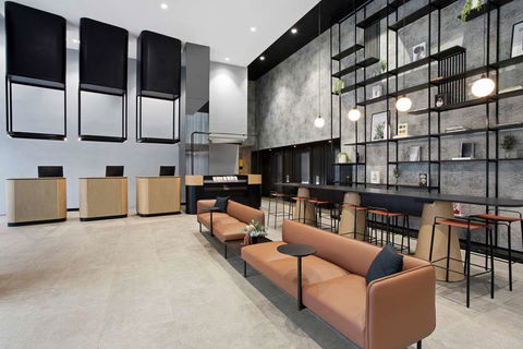Travelodge Melbourne Docklands - Accommodation QLD 1