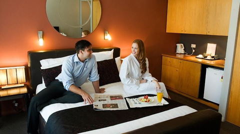 The Clarendon Hotel - Accommodation QLD 2