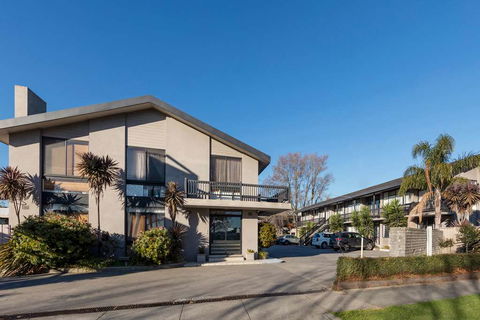Best Western Governor Gipps Motor Inn - Accommodation QLD 2