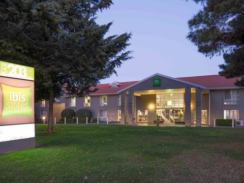 Ibis Styles Canberra - Accommodation QLD 1