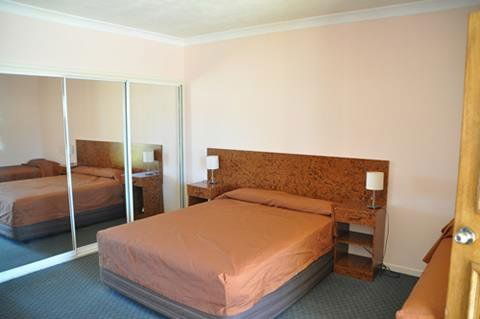 Townview Motel - Accommodation QLD 1