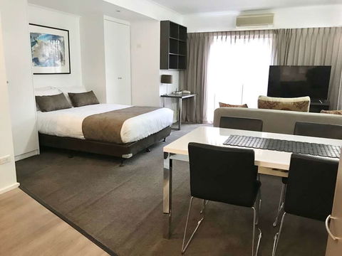 DressCircle Apts - Archer St - Accommodation QLD 2