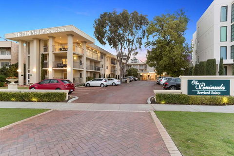 The Peninsula Riverside Apartments - Accommodation QLD 0