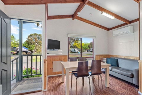 Discovery Parks Melbourne - Accommodation QLD 3
