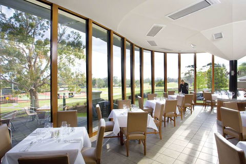 Country Club Tasmania - Accommodation QLD 8