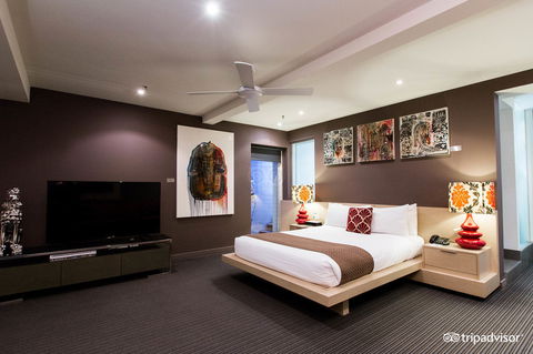 Tolarno Hotel - Accommodation QLD 9