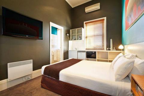 Tolarno Hotel - Accommodation QLD 11