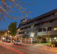Comfort Hotel Adelaide Meridien - Accommodation QLD