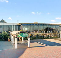 Quality Hotel Lighthouse - Accommodation QLD