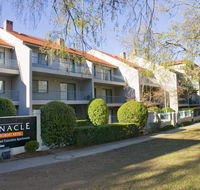 Pinnacle Apartments - Accommodation QLD