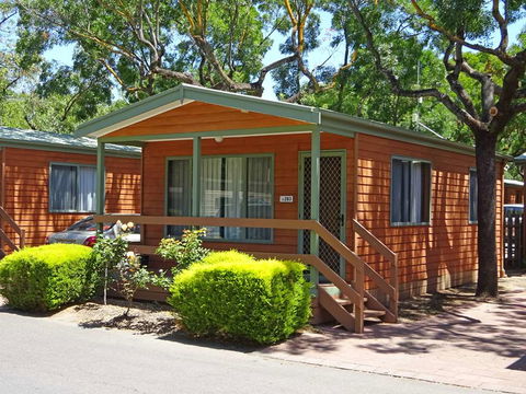 Adelaide Caravan Park - Accommodation QLD 1