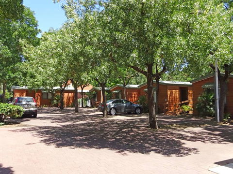 Adelaide Caravan Park - Accommodation QLD 2