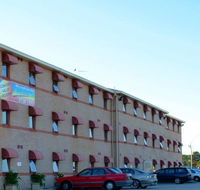 Arena Hotel - Accommodation QLD