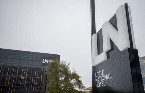 Little National Hotel - Accommodation QLD 1