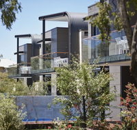 Aqua Resort - Accommodation QLD