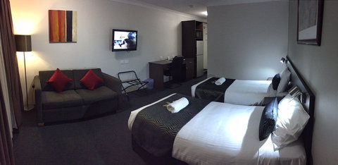 Country Comfort Hunts Liverpool - Accommodation QLD 1