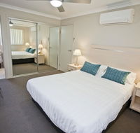Stonewood Villas - Accommodation QLD