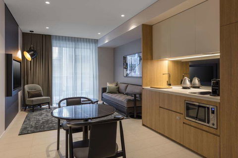 SKYE Suites Sydney - Accommodation QLD 0