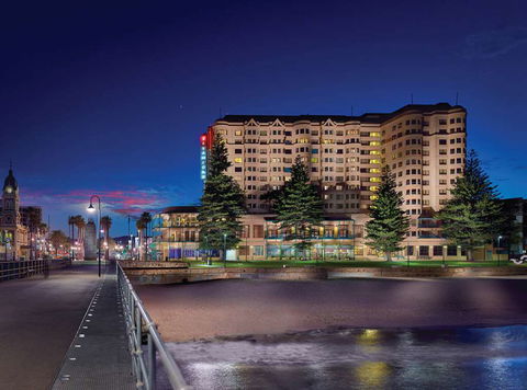 Stamford Grand Adelaide - Accommodation QLD 0