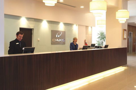 Oaks Pier Plaza - Accommodation QLD 1